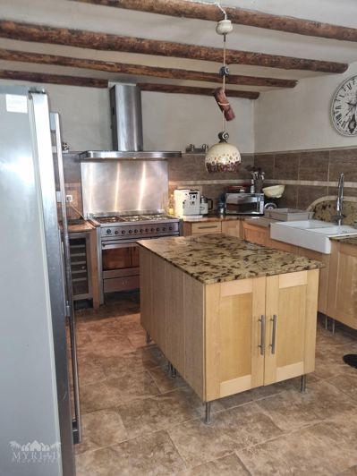 Image No.21-6 Bed Country House for sale