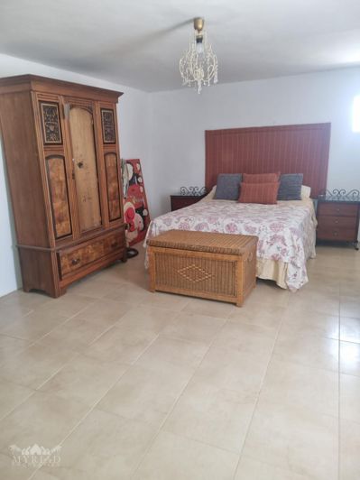 Image No.25-6 Bed Country House for sale