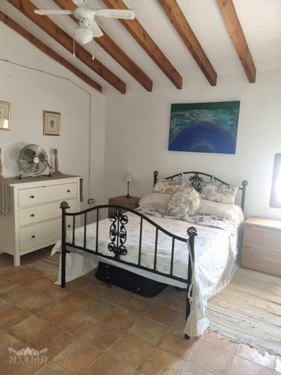 Image No.26-6 Bed Country House for sale