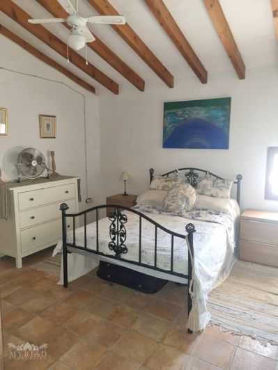 Image No.27-6 Bed Country House for sale