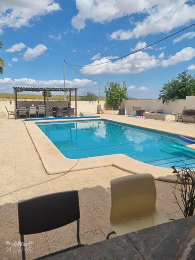 Image No.38-6 Bed Country House for sale