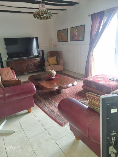 Image No.9-6 Bed Country House for sale