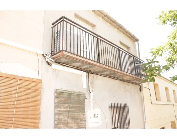 Image No.28-4 Bed Townhouse for sale