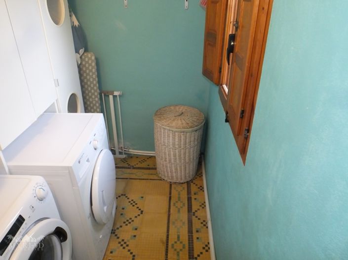 Image No.43-3 Bed Country House for sale