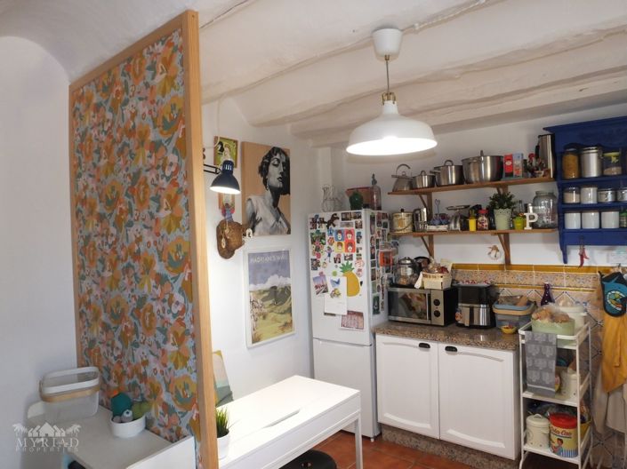 Image No.6-3 Bed Country House for sale