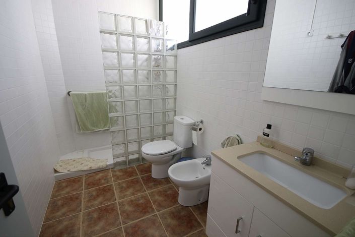 Image No.46-4 Bed Villa for sale