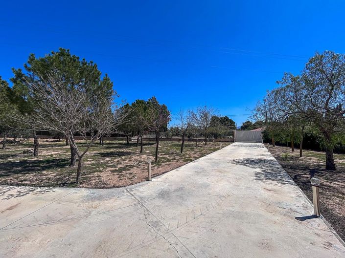 Image No.21-4 Bed Villa for sale