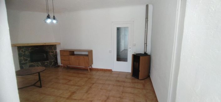 Image No.3-3 Bed Townhouse for sale