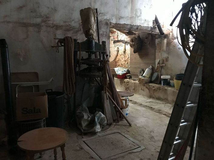 Image No.42-6 Bed Country House for sale