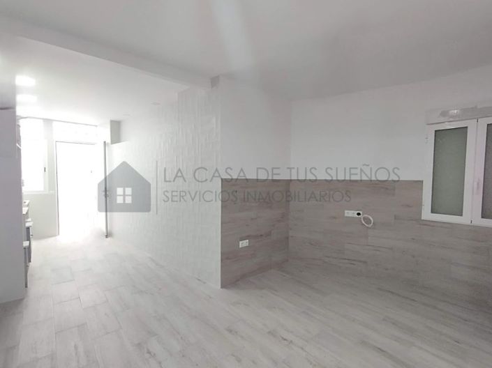 Image No.3-2 Bed Townhouse for sale