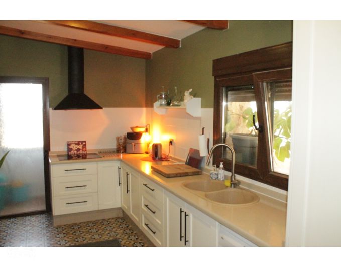 Image No.22-3 Bed Country House for sale