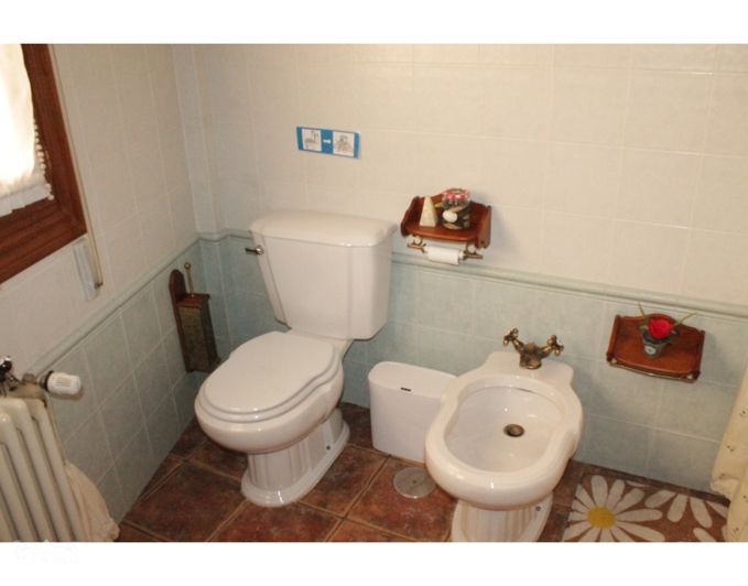 Image No.22-4 Bed Townhouse for sale