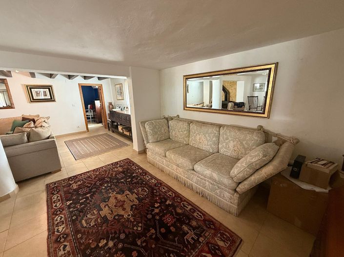 Image No.37-5 Bed Country House for sale