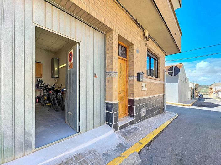 Image No.42-3 Bed Townhouse for sale