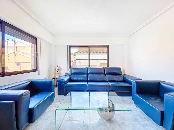 Image No.6-3 Bed Townhouse for sale