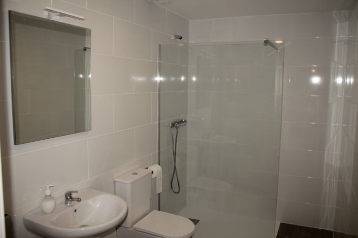 Image No.14-4 Bed Townhouse for sale