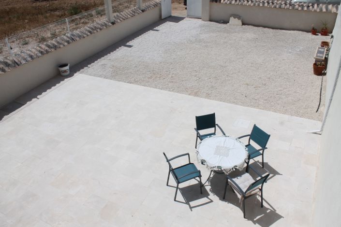 Image No.40-4 Bed Townhouse for sale