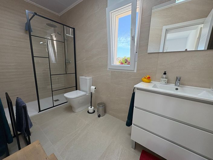 Image No.27-3 Bed Villa for sale