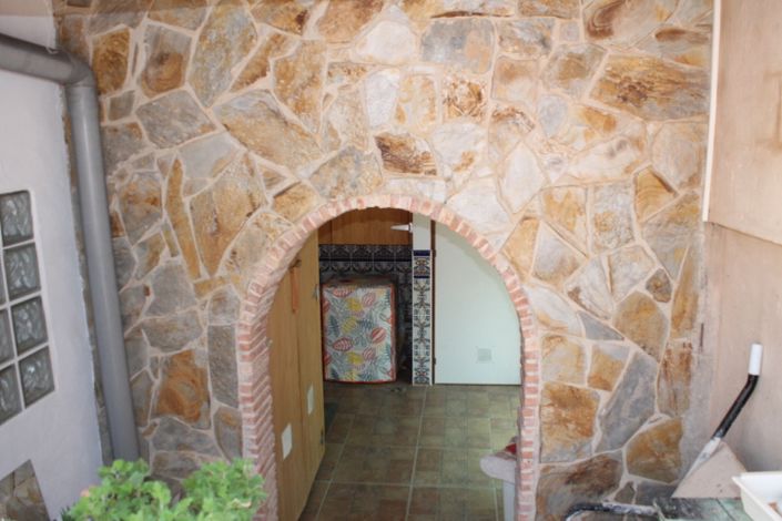 Image No.14-2 Bed Townhouse for sale