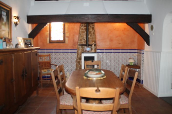 Image No.19-2 Bed Townhouse for sale