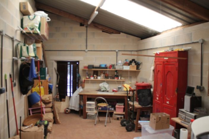 Image No.41-2 Bed Townhouse for sale