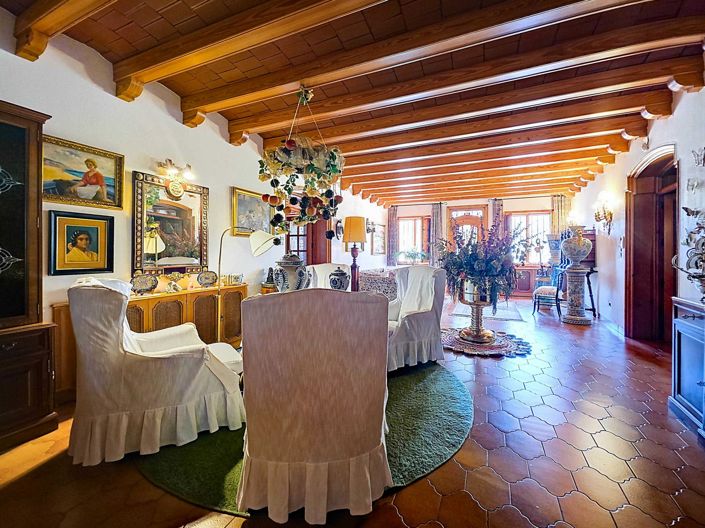 Image No.16-6 Bed Villa for sale