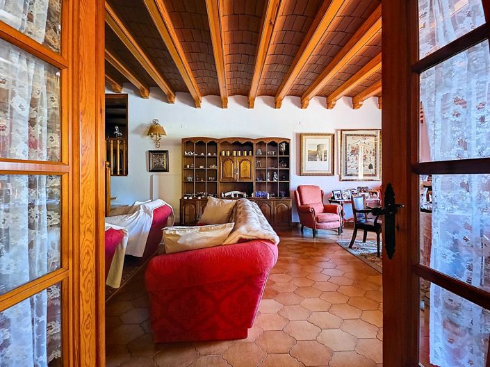 Image No.21-6 Bed Villa for sale