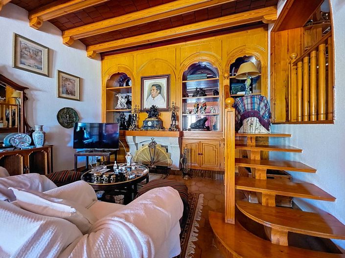 Image No.22-6 Bed Villa for sale