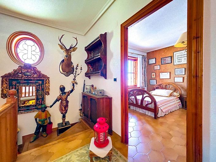 Image No.36-6 Bed Villa for sale