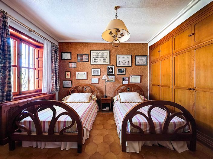 Image No.37-6 Bed Villa for sale