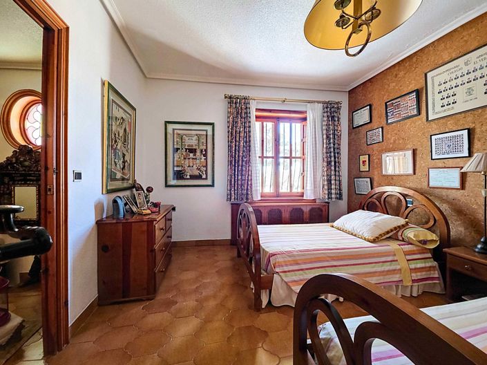 Image No.39-6 Bed Villa for sale