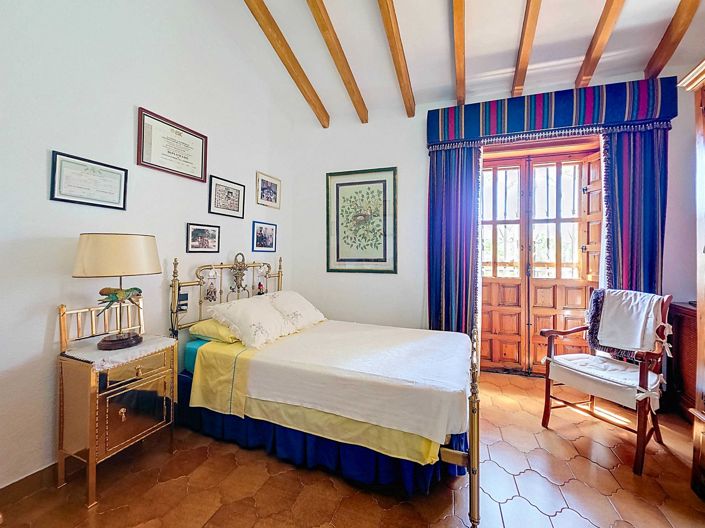 Image No.48-6 Bed Villa for sale