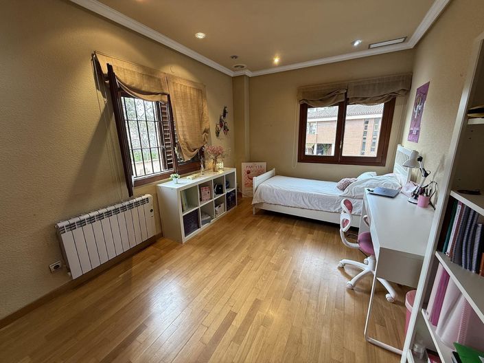 Image No.30-4 Bed Villa for sale