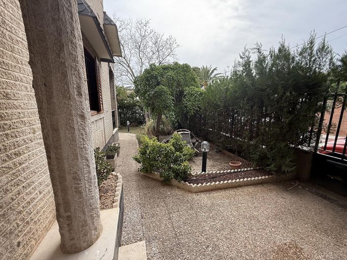 Image No.8-4 Bed Villa for sale