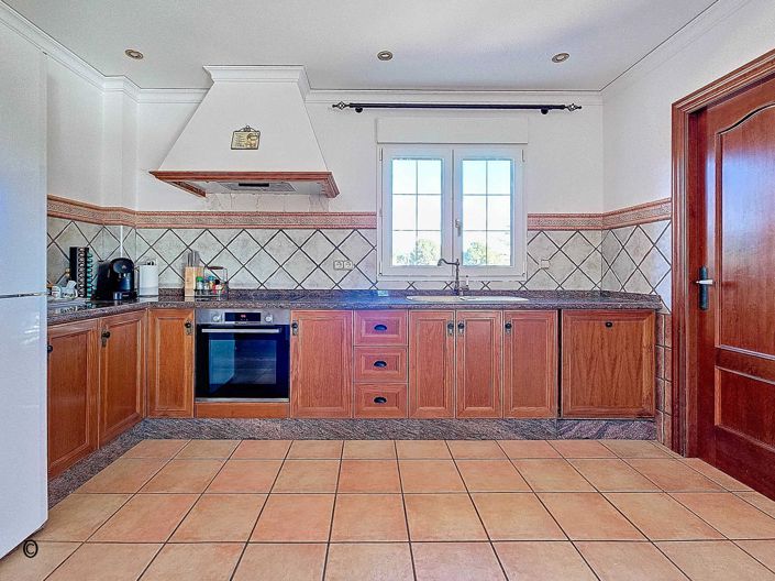 Image No.16-6 Bed Villa for sale