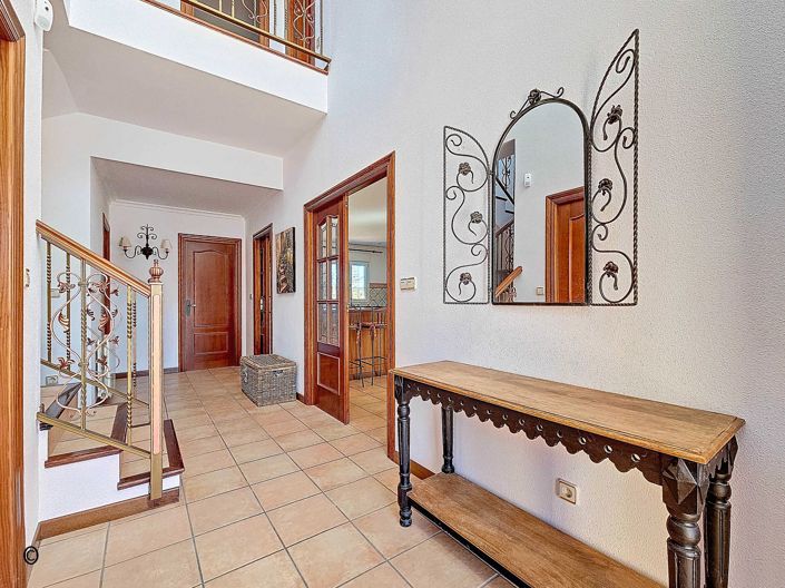 Image No.23-6 Bed Villa for sale