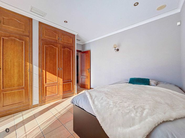 Image No.34-6 Bed Villa for sale