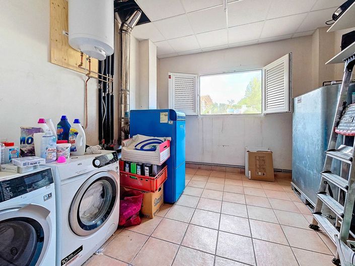 Image No.45-6 Bed Villa for sale