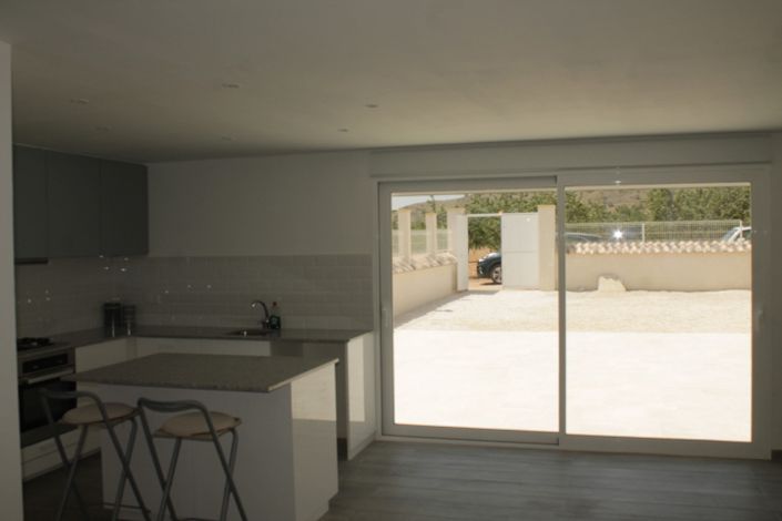 Image No.21-4 Bed Country House for sale