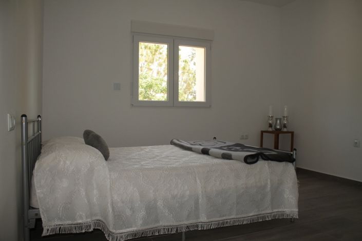 Image No.40-4 Bed Country House for sale