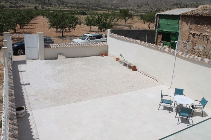 Image No.8-4 Bed Country House for sale