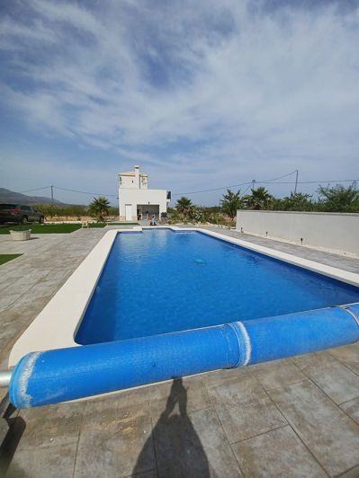 Image No.4-6 Bed Villa for sale