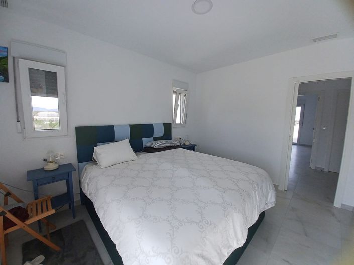 Image No.43-6 Bed Villa for sale