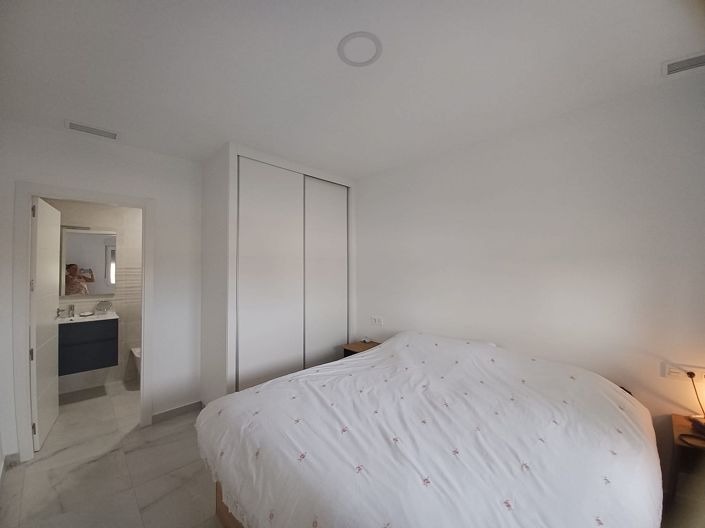 Image No.46-6 Bed Villa for sale