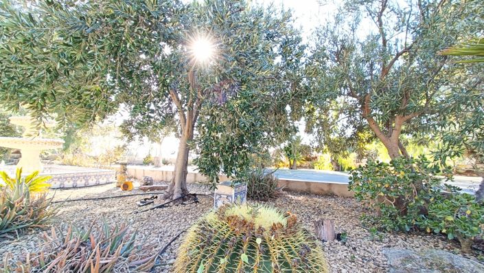 Image No.18-4 Bed Villa for sale