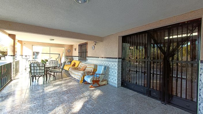 Image No.39-4 Bed Villa for sale