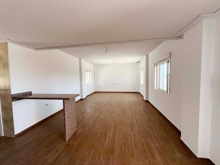 Image No.12-3 Bed Villa for sale