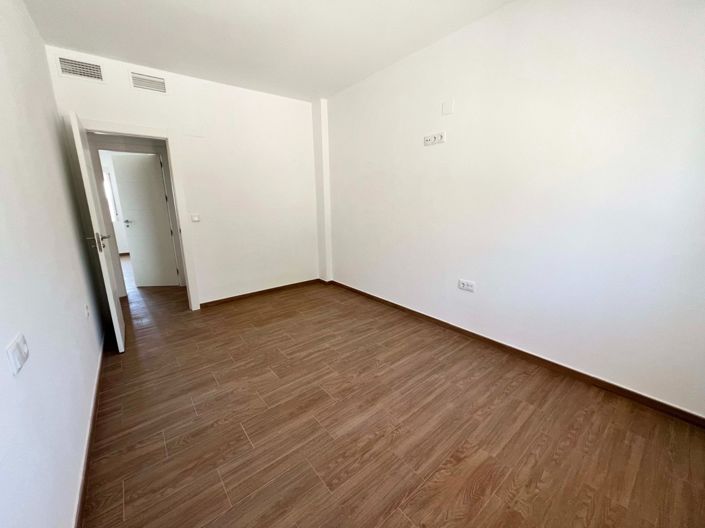 Image No.20-3 Bed Villa for sale