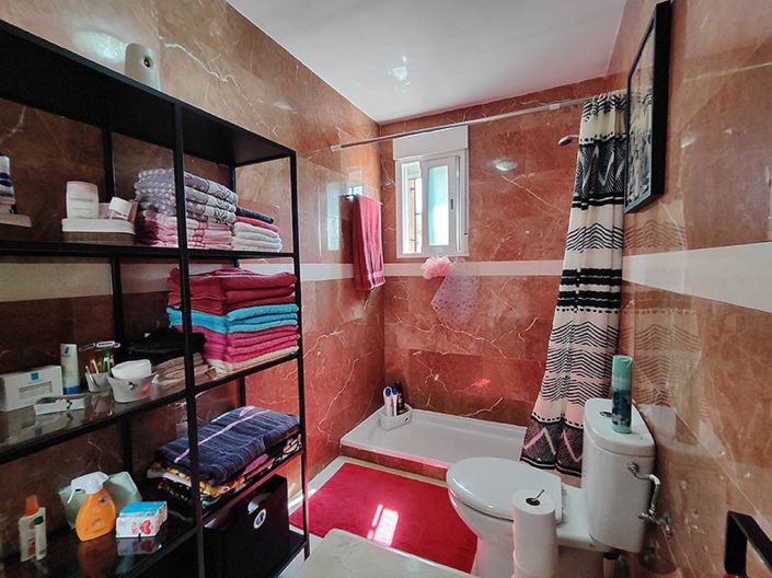 Image No.40-4 Bed Villa for sale