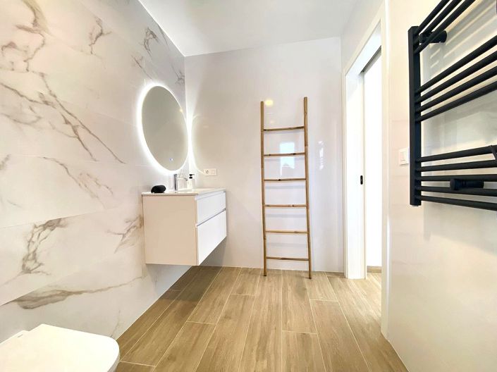 Image No.33-4 Bed Villa for sale